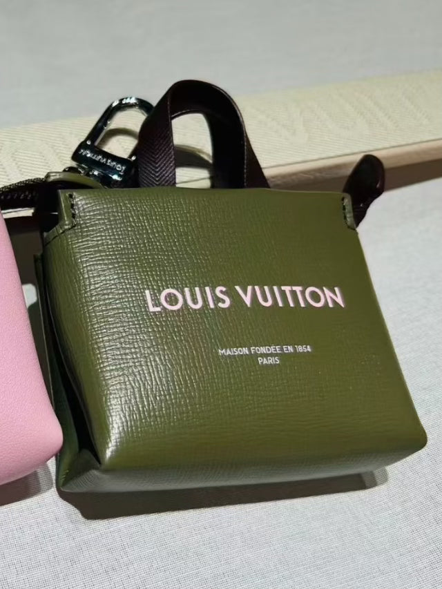 LULU CO-BRANDED NOGO BAG