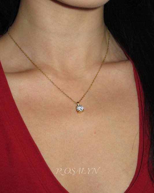 CLASSIC DIAMOND NECKLACE