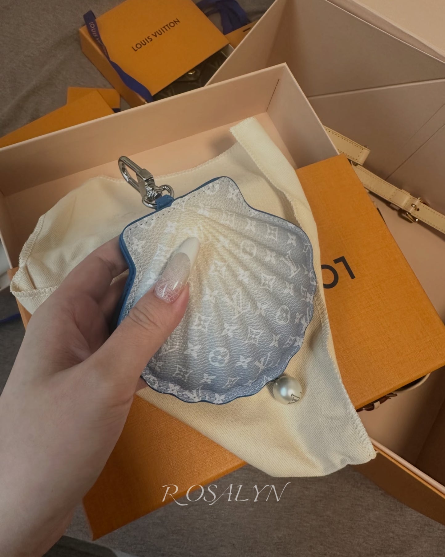 LULU SHELL BAG