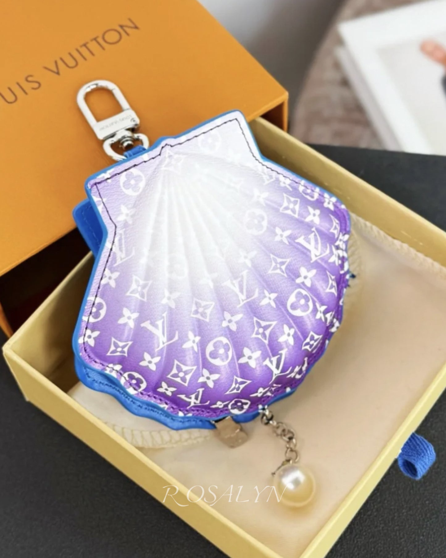 LULU SHELL BAG
