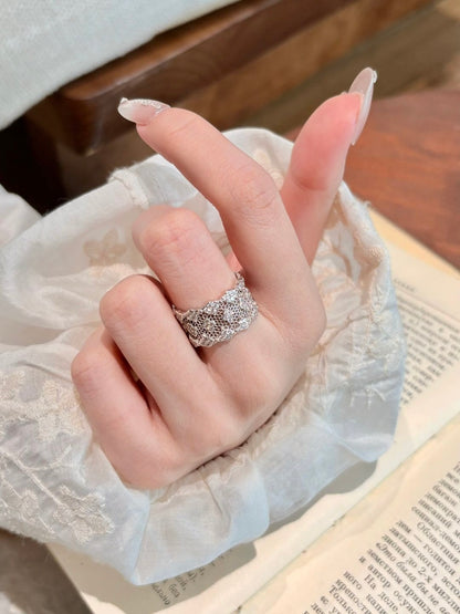 PURE SILVER LACE RING