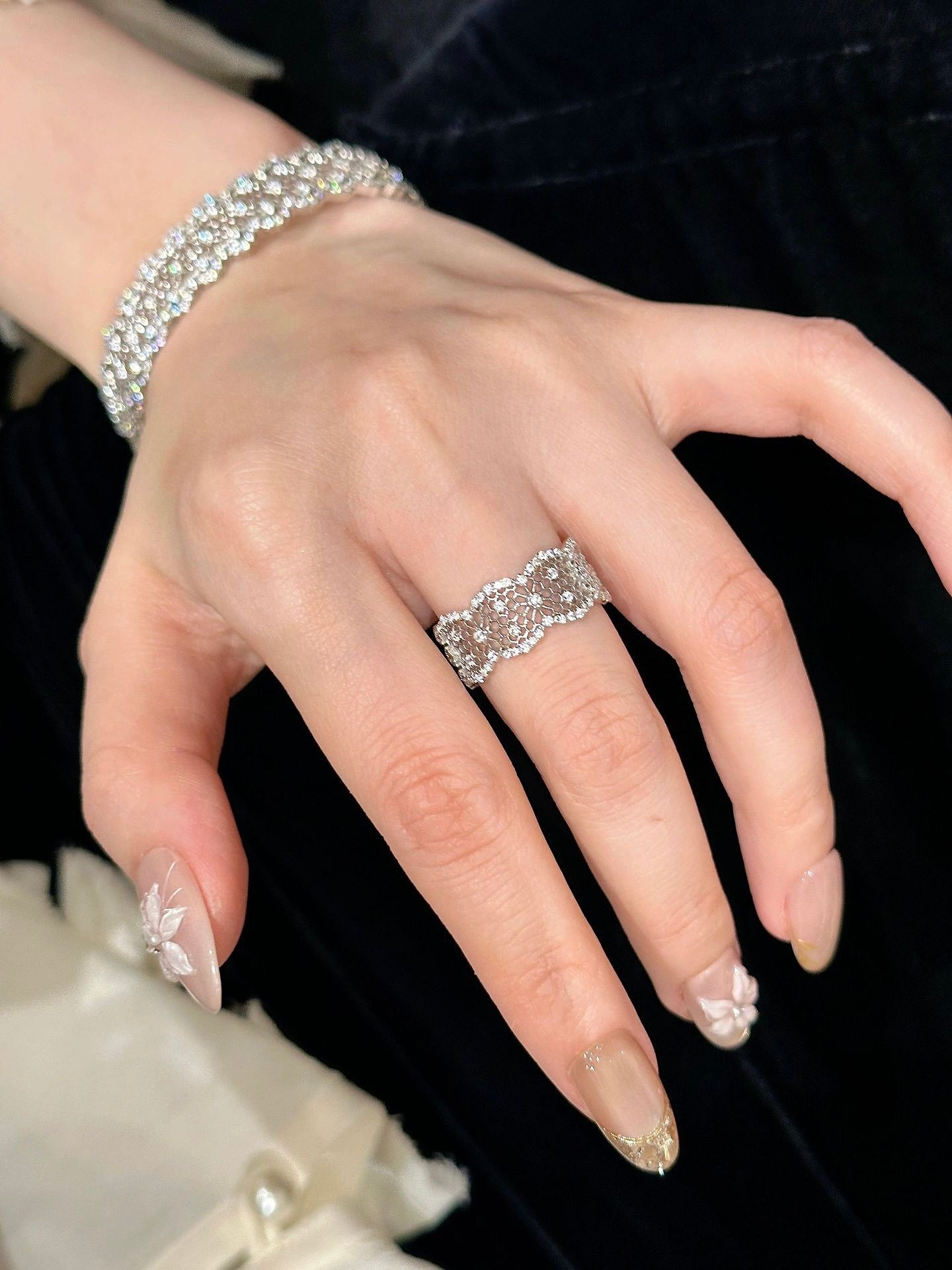 PURE SILVER LACE RING