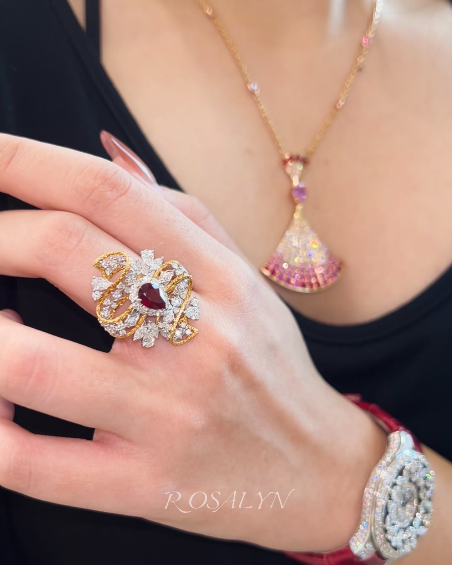 DIVAS' DREAM NECKLACE